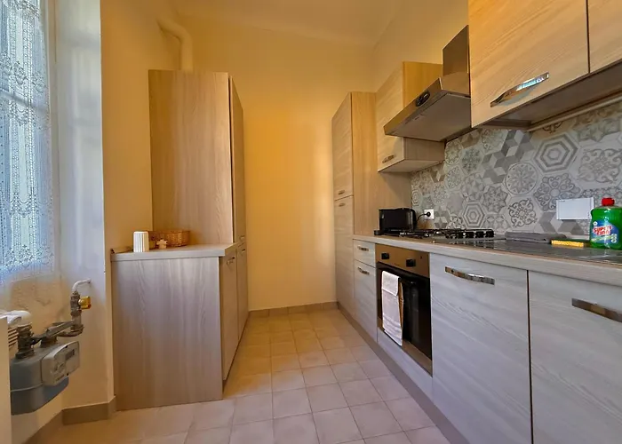 Full House Centro * Sanremo